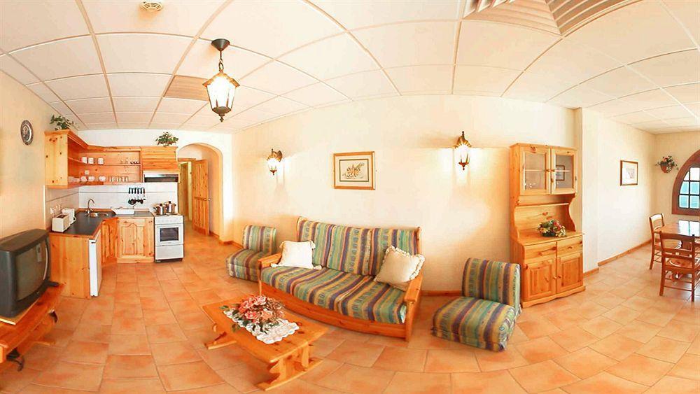 The Mediterranea Hotel & Suites San Pawl il-Baħar Zewnętrze zdjęcie